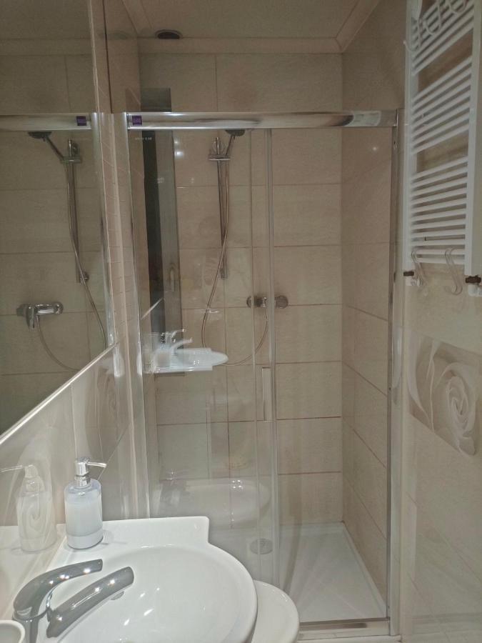 Marlove Apartment Вроцлав Экстерьер фото